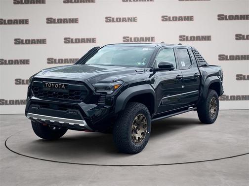 2025 Toyota Tacoma Hybrid Trailhunter