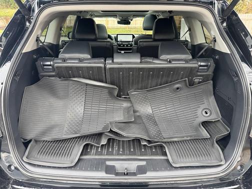 2025 Toyota Highlander Hybrid Platinum