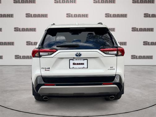 2024 Toyota RAV4 Hybrid SE