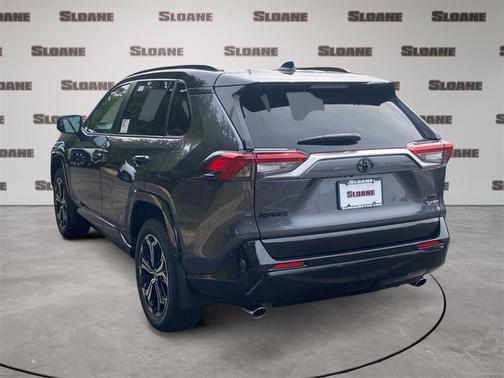 2025 Toyota RAV4 Hybrid SE