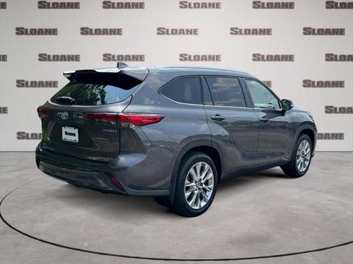 2022 Toyota Highlander Hybrid Limited