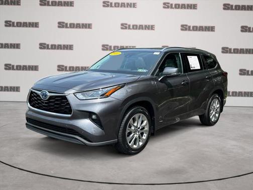 2022 Toyota Highlander Hybrid Limited