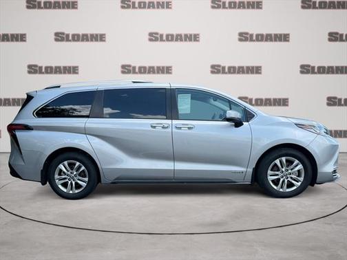 2021 Toyota Sienna Limited 7-Passenger