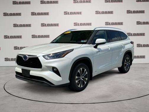 2021 Toyota Highlander Hybrid XLE