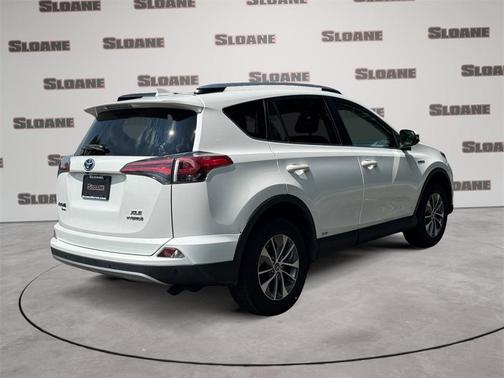 2018 Toyota RAV4 Hybrid XLE