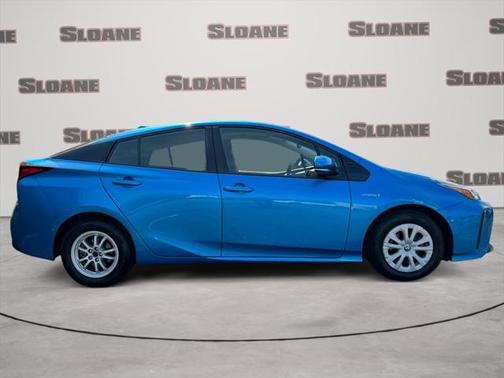 2019 Toyota Prius LE