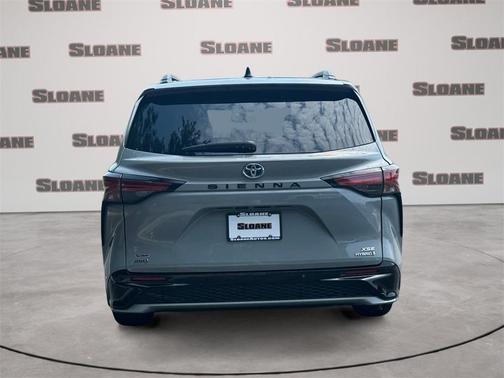 2023 Toyota Sienna XSE 7 Passenger