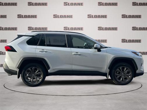 2025 Toyota RAV4 Hybrid XLE Premium