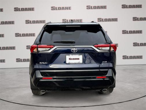 2025 Toyota RAV4 Hybrid SE