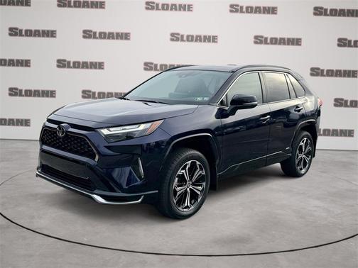 2025 Toyota RAV4 Hybrid SE