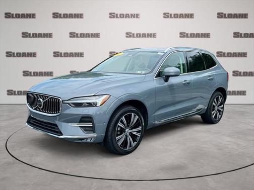 2023 Volvo XC60 B5 Plus Bright Theme