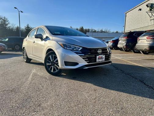 2025 Nissan Versa 1.6 SV