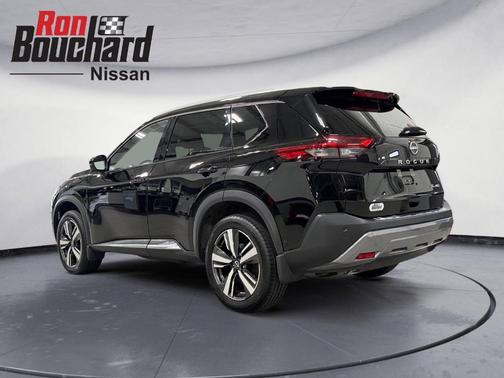 Black 2023 Nissan Rogue SL