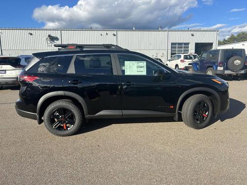 2025 Nissan Rogue Rock Creek