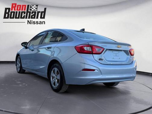 2017 Chevrolet Cruze LS