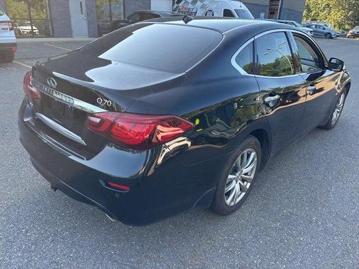 2015 INFINITI Q70 3.7X
