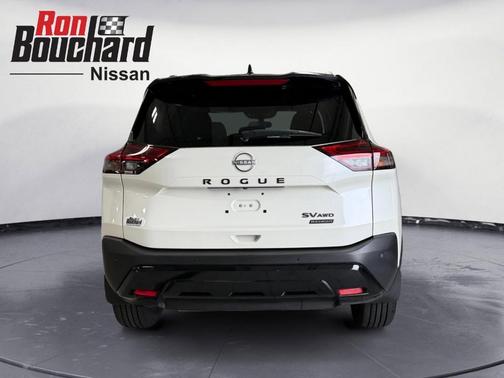 2 Tone White / Black Roof 2023 Nissan Rogue SV