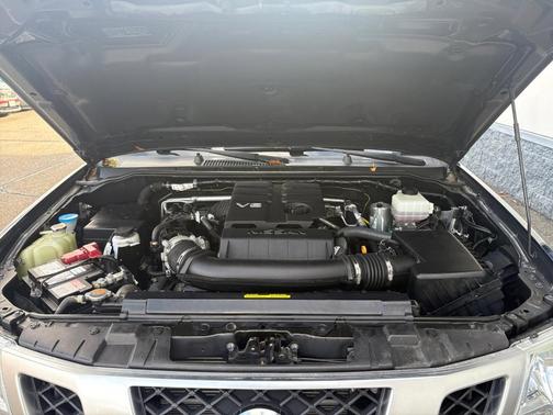 2021 Nissan Frontier SV