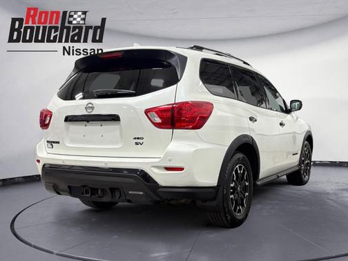 2019 Nissan Pathfinder SV
