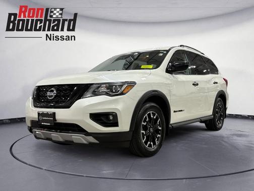2019 Nissan Pathfinder SV