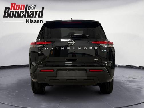 2022 Nissan Pathfinder S