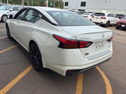 2020 Nissan Altima 2.5 SR