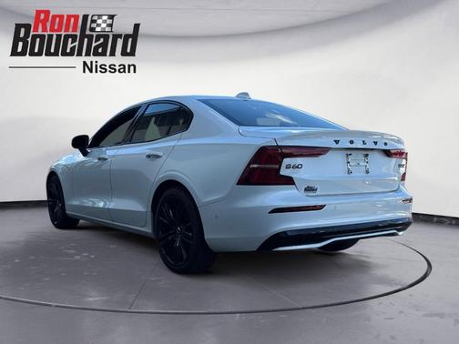 2023 Volvo S60 B5 Plus Black Edition