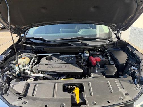 Black 2024 Nissan Rogue SL