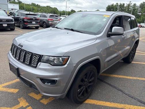 2020 Jeep Grand Cherokee Altitude