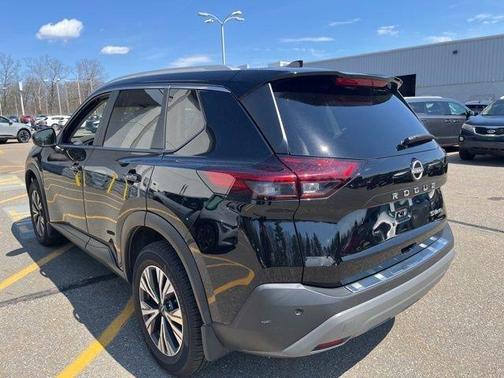 Black 2023 Nissan Rogue SV