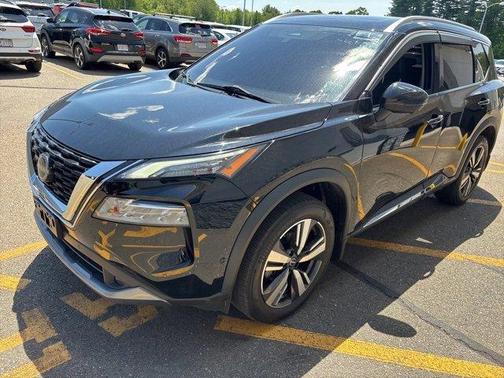 2022 Nissan Rogue SL