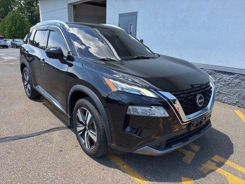 2022 Nissan Rogue SL