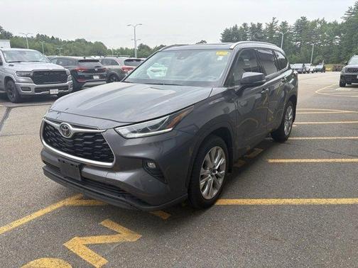 2022 Toyota Highlander Limited
