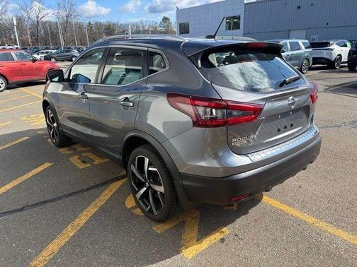 2022 Nissan Rogue Sport SL