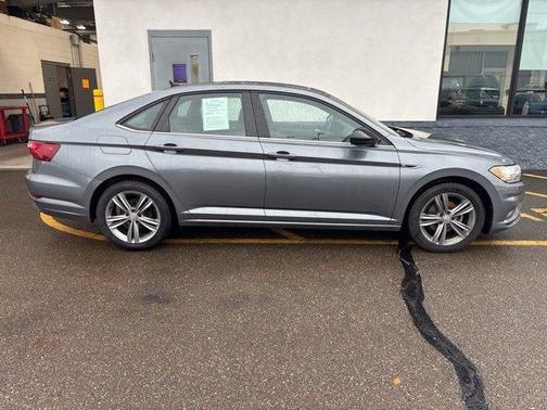 2021 Volkswagen Jetta 1.4T R-Line