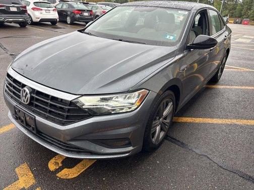 2021 Volkswagen Jetta 1.4T R-Line