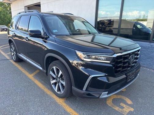 Black 2023 Honda Pilot Touring