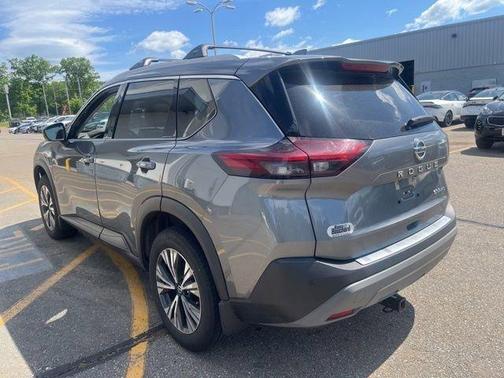 Gun Metallic 2021 Nissan Rogue SV