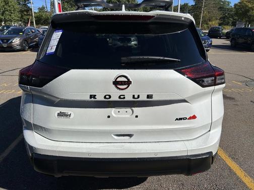 2025 Nissan Rogue Rock Creek