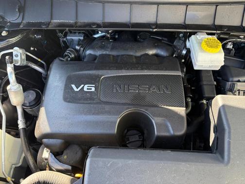 2022 Nissan Pathfinder S