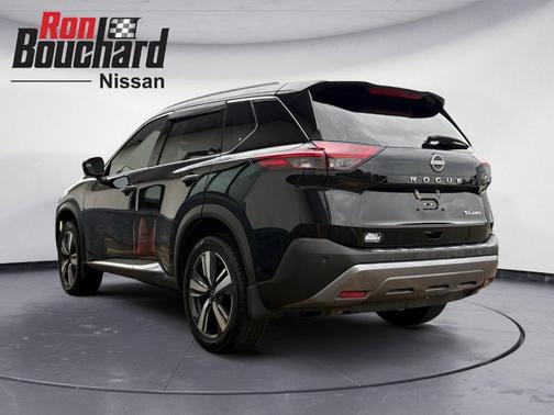 2022 Nissan Rogue SL