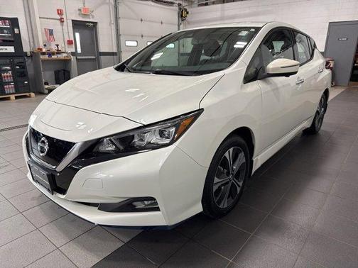2022 Nissan Leaf SL PLUS