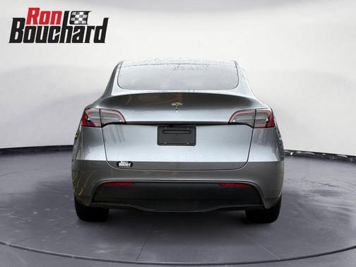 2025 Tesla Model Y Long Range
