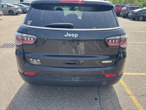 Black 2019 Jeep Compass Latitude