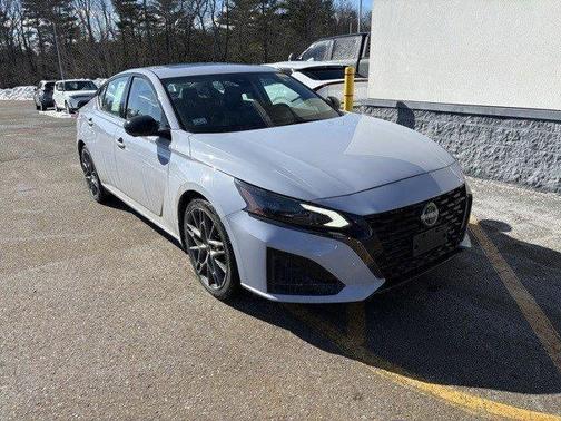 2023 Nissan Altima 2.0 SR