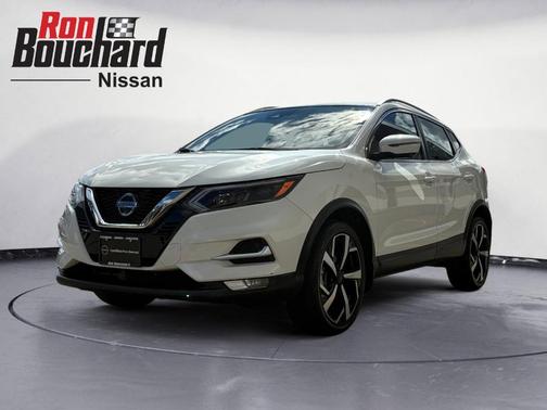 2022 Nissan Rogue Sport SL