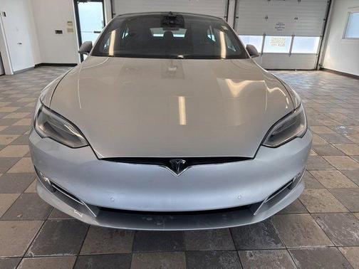 2018 Tesla Model S 75D