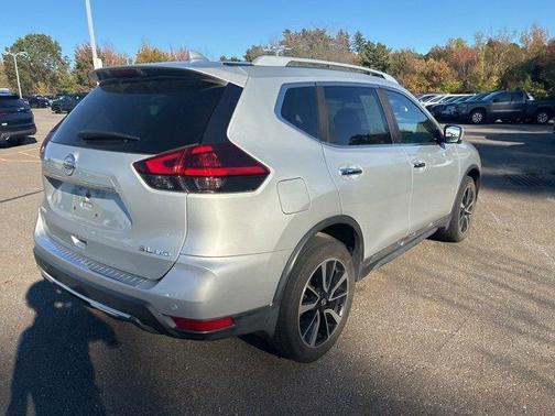 2019 Nissan Rogue SL