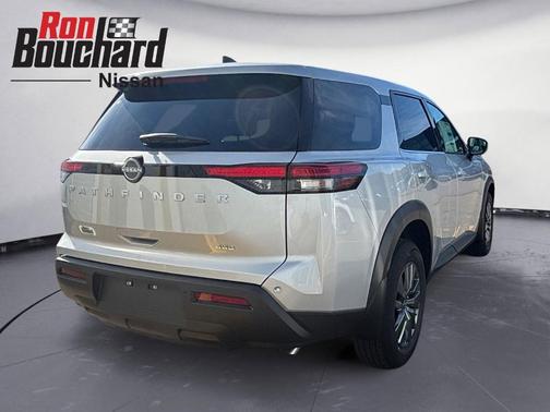 2025 Nissan Pathfinder S
