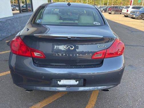 2013 INFINITI G37x Base